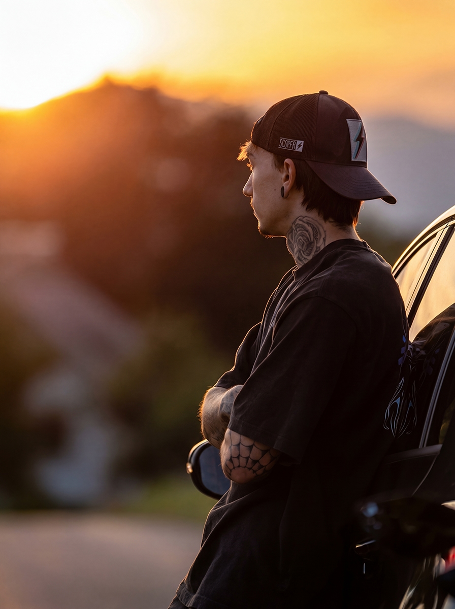 Dominic — Foto 1